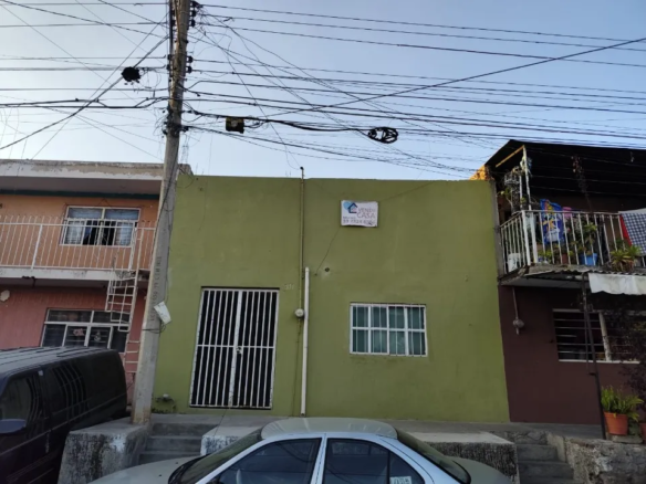 Casa en venta en Santa Rosa de Lima, Nueva Santa María, San Pedro Tlaquepaque