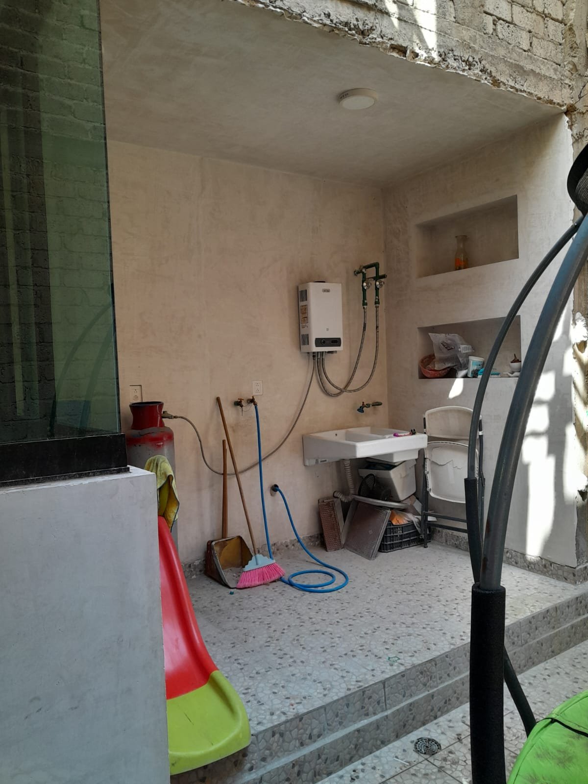 CASA EN VENTA C.GOLONDRINA,LOMAS DE SANTA MARIA, SAN PEDRO TLAQUEPAQUE,JAL.
