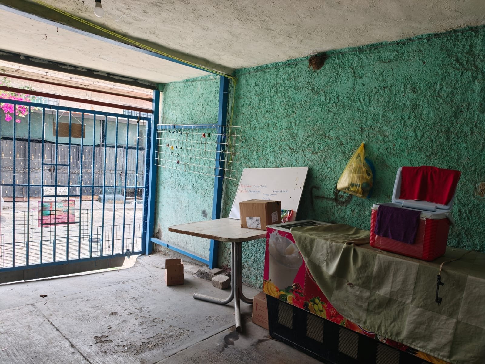 SE VENDE CASA EN SANTA ROSA DE LIMA, NUEVA SANTA MARÍA, TLAQUEPAQUE,JAL.