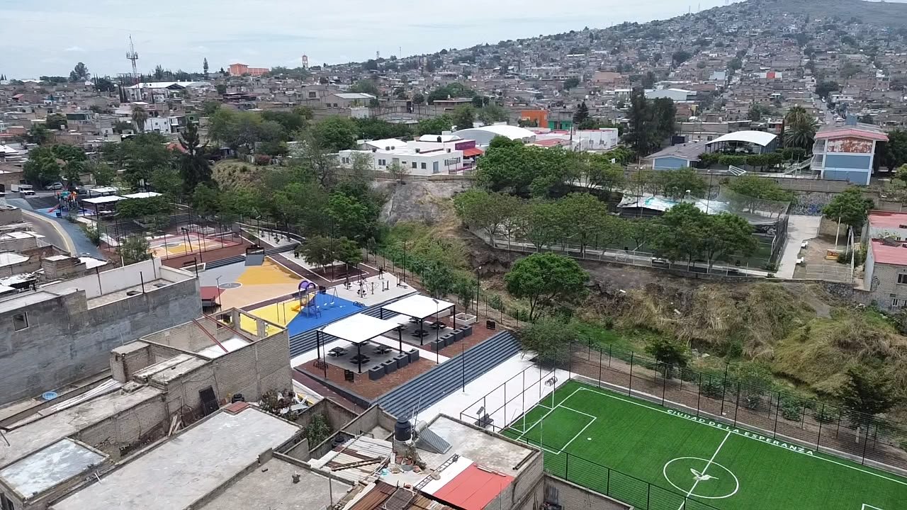 SE VENDE CASA EN SANTA ROSA DE LIMA, NUEVA SANTA MARÍA, TLAQUEPAQUE,JAL.