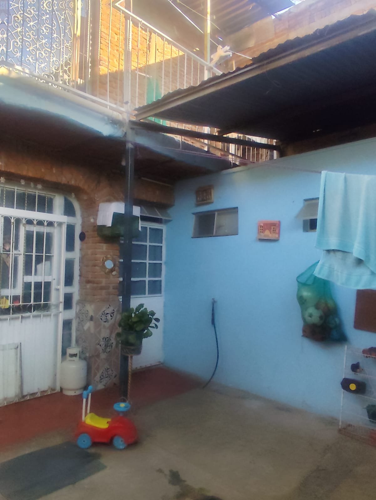 CASA EN VENTA COL. ALTOS ORIENTE, SAN PEDRO TLAQUPAQUE, JAL