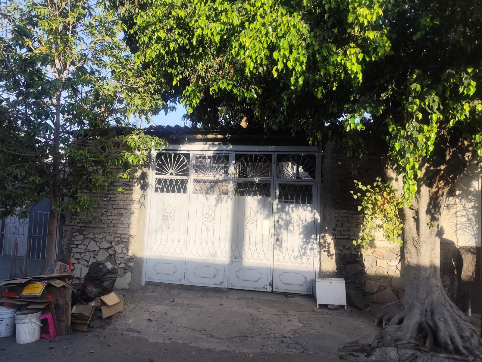 CASA EN VENTA COL. ALTOS ORIENTE, SAN PEDRO TLAQUPAQUE, JAL